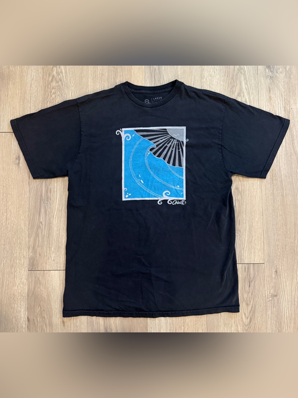 Oneill Mens Black Graphic Tshirt Size Large Y2K Surf Blue Wave